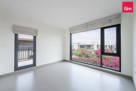 Villa para arrendamento em Dubai Hills Estate, Dubai, EAU 4 quartos, 279 m2 № 708325 - foto 13