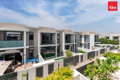 Βίλα σε Dubai, ΗΑΕ 4 υπνοδωμάτια, 250.2 τ.μ. Αρ. 708327 - φωτογραφία 3
