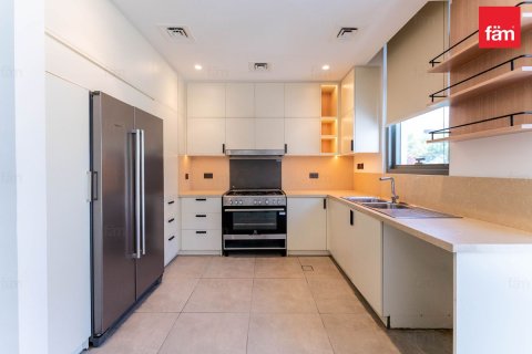 Βίλα σε Dubai, ΗΑΕ 4 υπνοδωμάτια, 250.2 τ.μ. Αρ. 708327 - φωτογραφία 11
