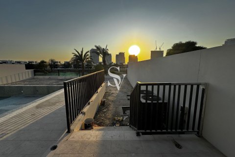 Villa till försäljning i DAMAC Hills (Akoya by DAMAC), Dubai, UAE 6 sovrum, 961 kvm Nr. 677205 - fotografi 25