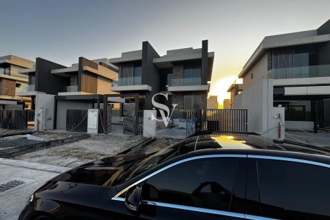 Villa till försäljning i DAMAC Hills (Akoya by DAMAC), Dubai, UAE 6 sovrum, 961 kvm Nr. 677205 - fotografi 28