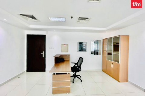 Office in Al Barsha, Dubai, UAE 64 sq.m. № 727785 - photo 6