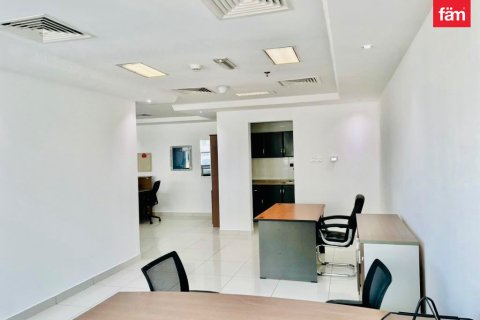 Office in Al Barsha, Dubai, UAE 64 sq.m. № 727785 - photo 7