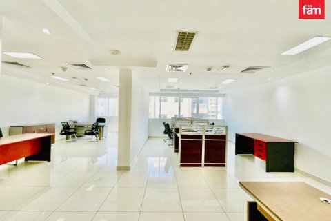 Office in Al Barsha, Dubai, UAE 64 sq.m. № 727785 - photo 9