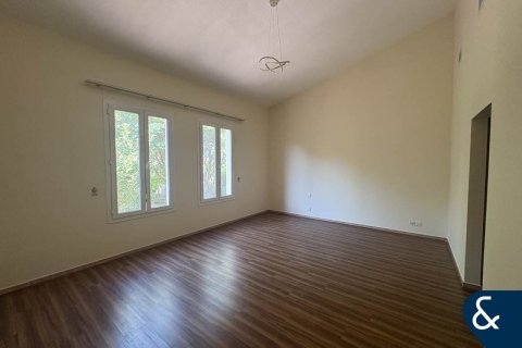 Motor City, Dubai, BAE’de kiralık вилла 4 yatak odası, 400 m² No 685232 - fotoğraf 16