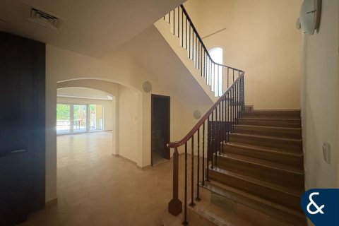 Motor City, Dubai, BAE’de kiralık вилла 4 yatak odası, 400 m² No 685232 - fotoğraf 3