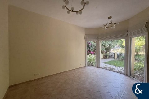 Motor City, Dubai, BAE’de kiralık вилла 4 yatak odası, 400 m² No 685232 - fotoğraf 5