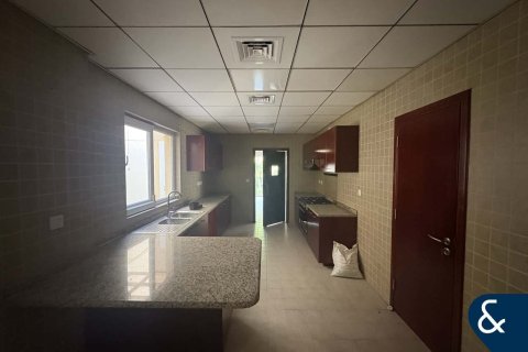 Motor City, Dubai, BAE’de kiralık вилла 4 yatak odası, 400 m² No 685232 - fotoğraf 4