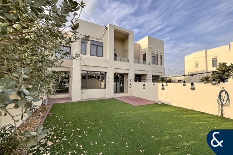 Villa itt: Reem, Dubai, EAE, 3 hálószoba, 238 m², azonosító: 685209 - fénykép 12