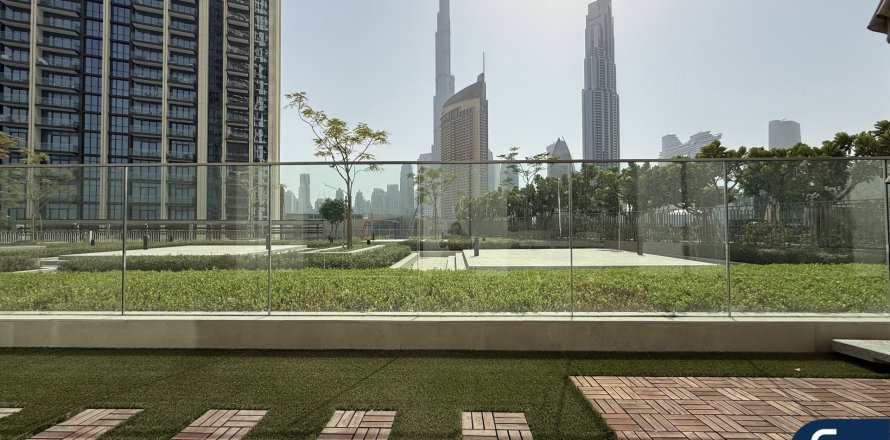 Διαμέρισμα σε Downtown Dubai (Downtown Burj Dubai), ΗΑΕ 2 υπνοδωμάτια, 160 τ.μ. Αρ. 685208