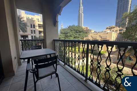 Apartmen di Old Town, Dubai, UAE 2 bilik tidur, 113 meter persegi № 685231 - foto 9