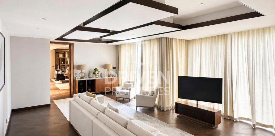 Διαμέρισμα σε Downtown Dubai (Downtown Burj Dubai), Dubai, ΗΑΕ 5 υπνοδωμάτια, 925.59 τ.μ. Αρ. 743847