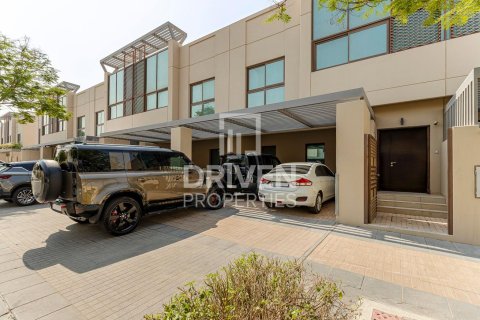 Villa Meydan, Dubaijā, AAE 4 istabas, 290.79 m2 Nr. 743845