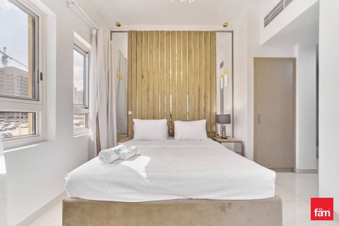 Apartment til leje i Dubai Sports City, Dubai, UAE 2 soveværelser, 99.2 kvm № 686028 - foto 10