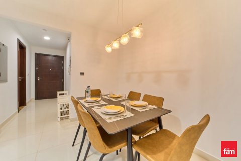 Apartment til leje i Dubai Sports City, Dubai, UAE 2 soveværelser, 99.2 kvm № 686028 - foto 5