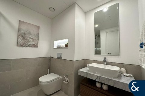 Apartment in Umm Suqeim, Dubai, UAE 1 bedroom, 73 sq.m. № 671286 - photo 7