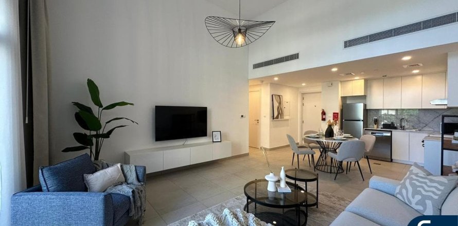 Apartment in Umm Suqeim, Dubai, UAE 1 bedroom, 73 sq.m. № 671286