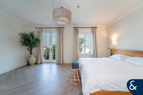 Villa te koop in Jumeirah Golf Estates, Dubai, VAE 4 slaapkamers, 347 vr.m., nr 688558 - foto 12