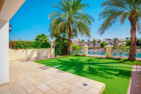 Al Hamra Village、Ras Al Khaimah、UAE にあるタウンハウスの賃貸物件 3ベッドルーム、250 m2、No656229 - 写真 23