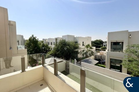 Vilă de vânzare în Reem, Dubai, EAU 3 dormitoare, 213 mp. №666273 - poză 11