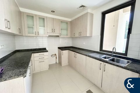 Vilă de vânzare în Reem, Dubai, EAU 3 dormitoare, 213 mp. №666273 - poză 6