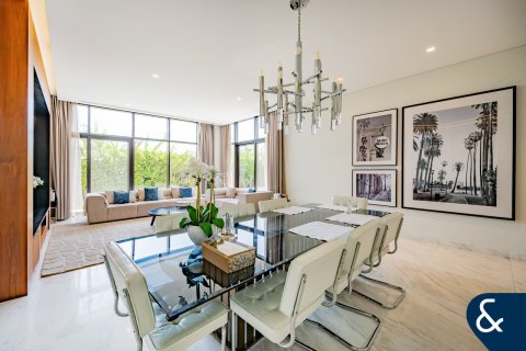Villa te koop in DAMAC Hills (Akoya by DAMAC), Dubai, VAE 6 slaapkamers, 762 vr.m., nr 666274 - foto 6