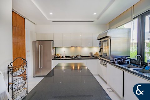 Villa te koop in DAMAC Hills (Akoya by DAMAC), Dubai, VAE 6 slaapkamers, 762 vr.m., nr 666274 - foto 16