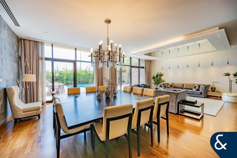 Villa te koop in DAMAC Hills (Akoya by DAMAC), Dubai, VAE 6 slaapkamers, 762 vr.m., nr 666274 - foto 3