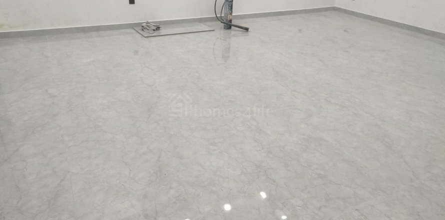 Dyqan në Business Bay, Dubai, Emiratet e Bashkuara Arabe 45 m2. № 679476