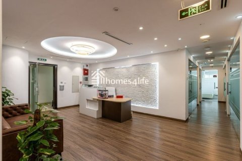 Zyrë në Business Bay, Dubai, Emiratet e Bashkuara Arabe 125 m2. № 679474 - Foto 2