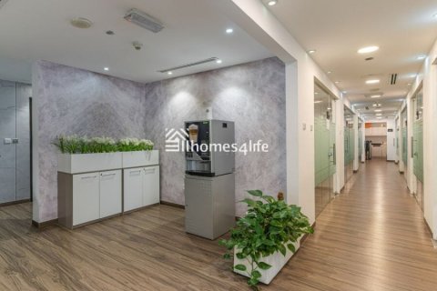 Zyrë në Business Bay, Dubai, Emiratet e Bashkuara Arabe 125 m2. № 679474 - Foto 16