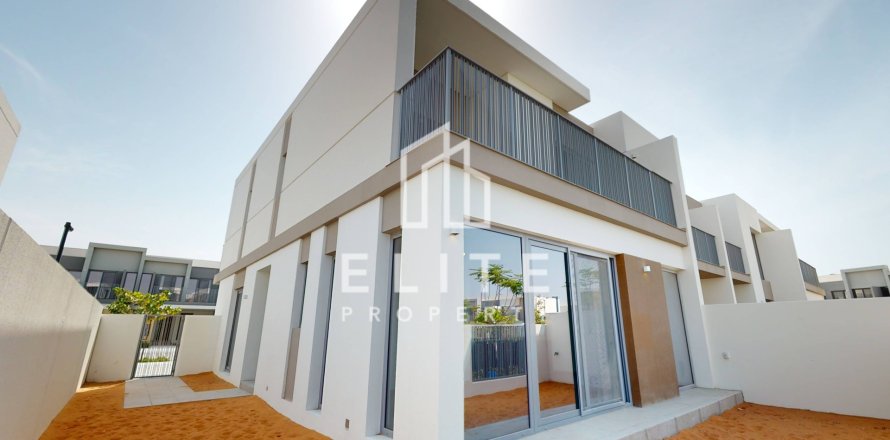 Villa i Tilal Al Ghaf, Dubai, UAE 4 sovrum Nr. 659411