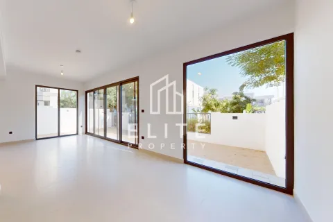 Снять в аренду виллу в Tilal Al Ghaf, Дубай, ОАЭ 4 комнаты, № 659412 - фото 6