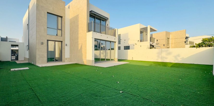 Vilë në Dubai South (Dubai World Central), Emiratet e Bashkuara Arabe 3 dhoma gjumi, 257.59 m2. № 750166