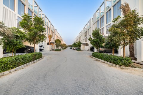 Kaupunkipientalo Al Barari, Dubai, Arabiemiraatit 4 makuuhuonetta, 240.25 m2 № 750168 - kuva 27