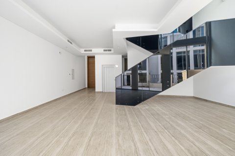 Kaupunkipientalo Al Barari, Dubai, Arabiemiraatit 4 makuuhuonetta, 240.25 m2 № 750168 - kuva 4