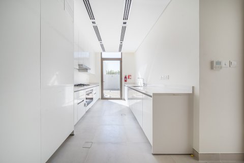 Vilë në Mohammed Bin Rashid City, Dubai, Emiratet e Bashkuara Arabe 4 dhoma gjumi, 595.72 m2. № 750167 - Foto 3