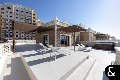 Villa itt: Palm Jumeirah, Dubai, EAE, 5 hálószoba, 1295 m², azonosító: 670875 - fénykép 14