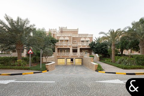Villa itt: Palm Jumeirah, Dubai, EAE, 5 hálószoba, 1295 m², azonosító: 670875 - fénykép 10