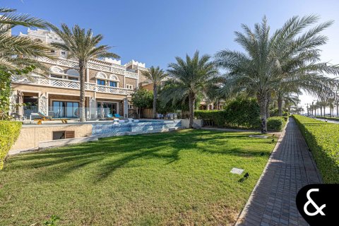 Villa itt: Palm Jumeirah, Dubai, EAE, 5 hálószoba, 1295 m², azonosító: 670875 - fénykép 5