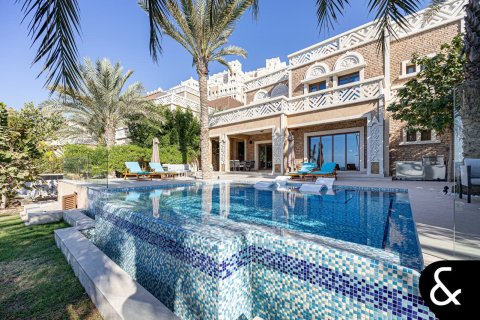 Villa itt: Palm Jumeirah, Dubai, EAE, 5 hálószoba, 1295 m², azonosító: 670875 - fénykép 16