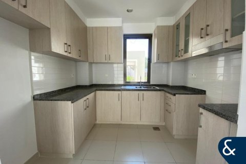 Villa itt: Reem, Dubai, EAE, 3 hálószoba, 238 m², azonosító: 670873 - fénykép 3