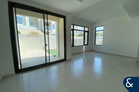 Villa itt: Reem, Dubai, EAE, 3 hálószoba, 238 m², azonosító: 670873 - fénykép 4