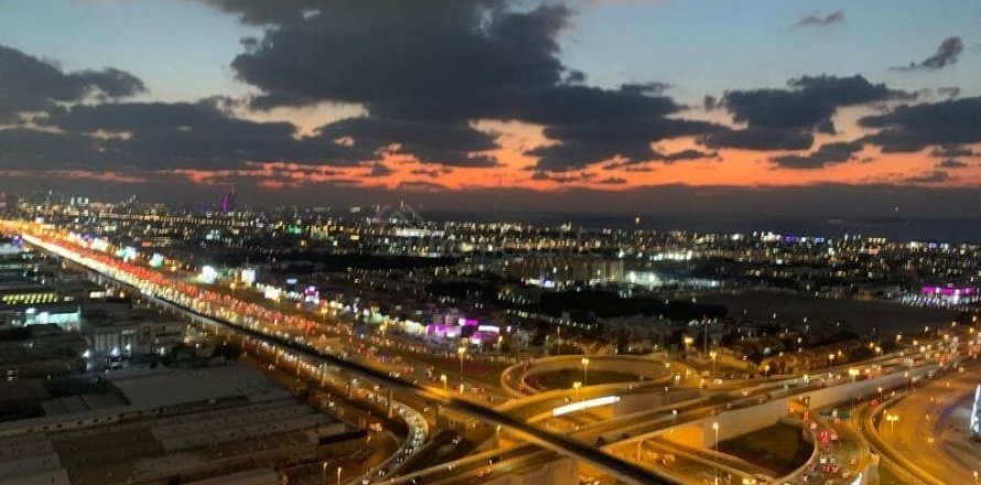 Huoneisto Business Bay, Dubai, Arabiemiraatit 2 makuuhuonetta, 74 m2 № 696635