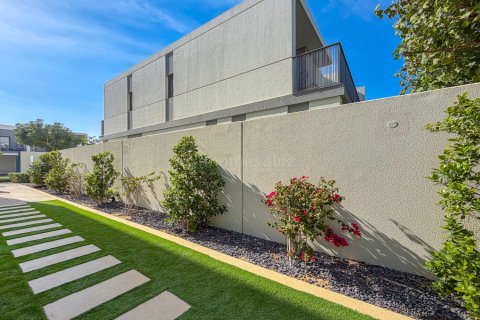 Városi lakóépület itt: Tilal Al Ghaf, Dubai, EAE, 4 hálószoba, 202 m², azonosító: 696634 - fénykép 2