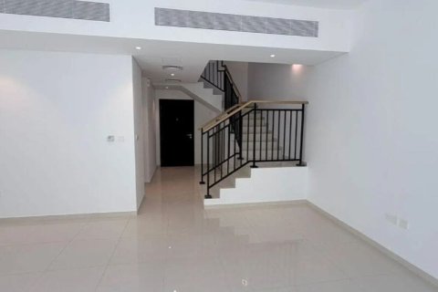 Kuća u nizu u DAMAC Hills (Akoya by DAMAC), Dubai, UAE 3 spavaćih soba, 112 m2 Br. 696636 - fotografija 5