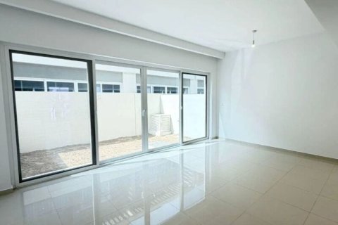 Kuća u nizu u DAMAC Hills (Akoya by DAMAC), Dubai, UAE 3 spavaćih soba, 112 m2 Br. 696636 - fotografija 9