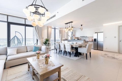 Снять в аренду квартиру в Dubai Creek Harbour (The Lagoons), Дубай, ОАЭ 3 спальни, 170.94м2, № 757252 - фото 3