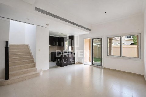 Βίλα σε Serena, Dubai, ΗΑΕ 2 υπνοδωμάτια, 172.52 τ.μ. Αρ. 765664 - φωτογραφία 1