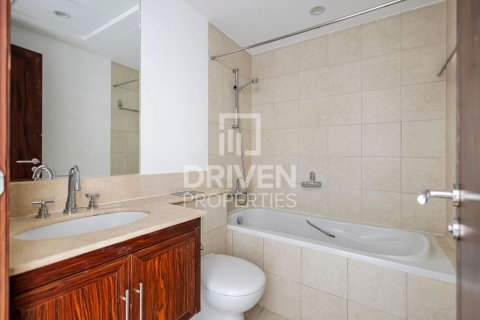 Appartement te huur in Downtown Dubai (Downtown Burj Dubai), Dubai, VAE 3 slaapkamers, 247.12 vr.m., nr 765660 - foto 17